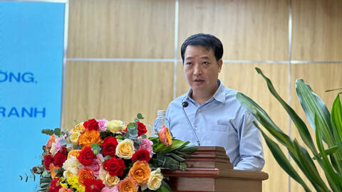 <a href="/thuong-mai" title="Thương mại" rel="dofollow">Thương mại</a>