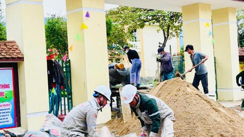 <a href="/doanh-nghiep" title="Doanh nghiệp" rel="dofollow">Doanh nghiệp</a>