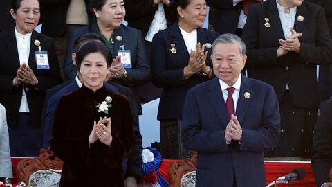 Chùm ảnh: Lễ kỷ niệm 50 năm Quốc khánh Lào