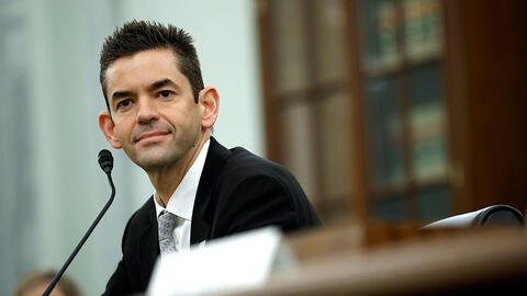 <a href="/doanh-nhan" title="Doanh nhân" rel="dofollow">Doanh nhân</a>