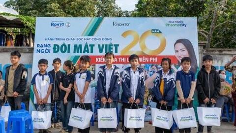 <a href="/doanh-nghiep" title="Doanh nghiệp" rel="dofollow">Doanh nghiệp</a>