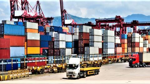 <a href="/thuong-mai" title="Thương mại" rel="dofollow">Thương mại</a>