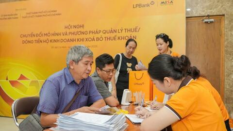 Thúc đẩy thanh toán không dùng tiền mặt: LPBank đồng hành tích cực cùng mục tiêu quốc gia