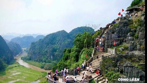 <a href="/xa-hoi-ngay-nay" title="Xã hội ngày nay" rel="dofollow">Xã hội ngày nay</a>