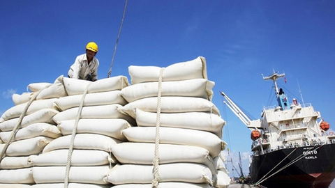 <a href="/thuong-mai" title="Thương mại" rel="dofollow">Thương mại</a>