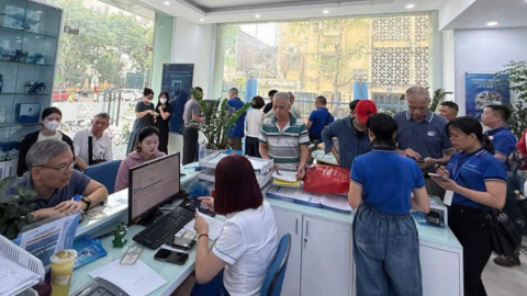 <a href="/doanh-nghiep" title="Doanh nghiệp" rel="dofollow">Doanh nghiệp</a>