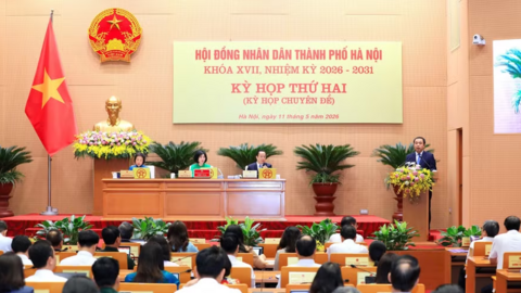 Phí sử dụng tạm thời lòng đường, hè phố Hà Nội cao nhất 400.000 đồng/m2/tháng