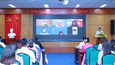 <a href="/doanh-nghiep" title="Doanh nghiệp" rel="dofollow">Doanh nghiệp</a>