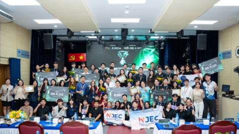 Thử thách trong 24h, sinh viên ứng dụng AI, blockchain thành giải pháp hữu ích