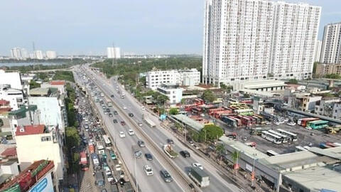 Hà Nội hạn chế xe tải lớn di chuyển vào đường Vành đai 3 trên cao