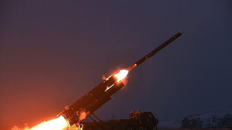 Ông Kim Jong-un giám sát vụ phóng thử tên lửa hành trình chiến lược tầm xa