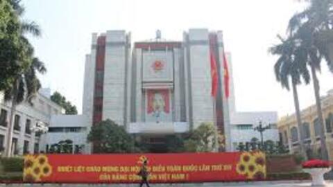 Hà Nội rực rỡ cờ hoa, sắt son niềm tin vào Đại hội XIV của Đảng