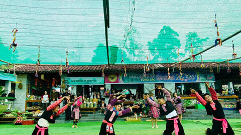 'Sắc xuân trên mọi miền Tổ quốc 2026' tôn vinh bản sắc văn hóa các dân tộc