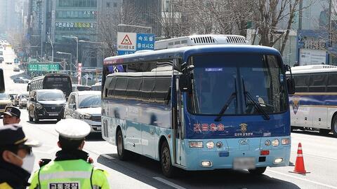 Cựu Tổng thống Hàn Quốc Yoon Suk-yeol bị tuyên án tù chung thân
