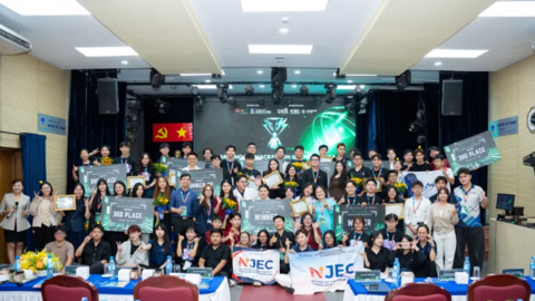 Thử thách trong 24h, sinh viên ứng dụng AI, blockchain thành giải pháp hữu ích