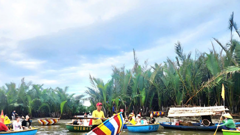 Thu hút 12,2 triệu lượt khách quốc tế, du lịch Việt dồn lực đón… “sóng lớn”