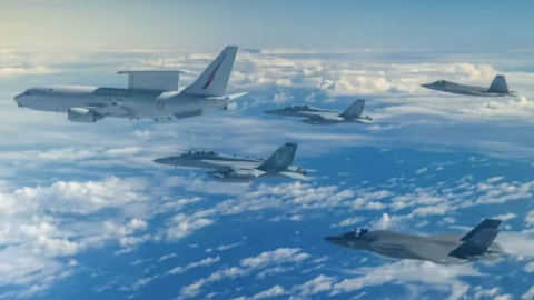 Máy bay NATO rợp trời Baltic, gửi cảnh cáo cứng rắn tới Nga
