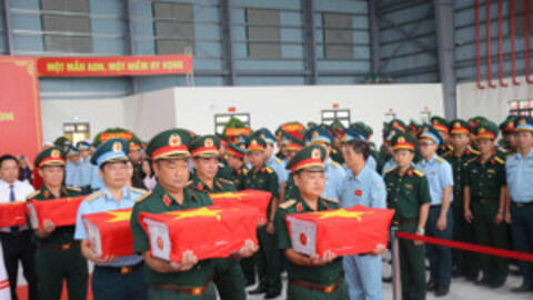 Chuyển 13.563 mẫu hài cốt liệt sĩ từ TPHCM ra Hà Nội giám định