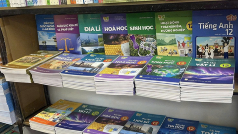 Đi tìm nguyên nhân thiếu sách giáo khoa sau khai giảng