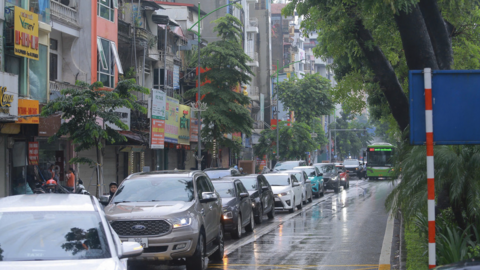 Hà Nội: Sáng ngày đầu tiên mở làn BRT, Giảng Võ - Láng Hạ khá thông thoáng