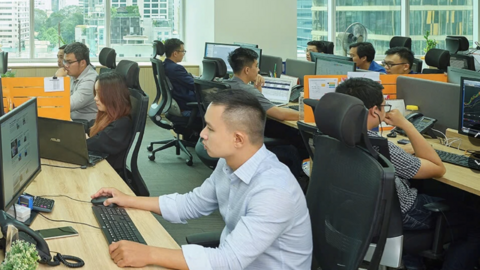 Định giá chứng khoán Việt Nam nhìn từ tăng trưởng và khả năng sinh lời
