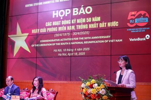 <a href="/thoi-su" title="Thời sự" rel="dofollow">Thời sự</a>