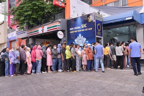<a href="/tai-chinh" title="Tài chính" rel="dofollow">Tài chính</a>