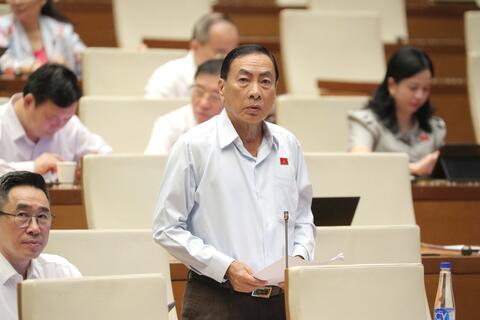 <a href="/tai-chinh" title="Tài chính" rel="dofollow">Tài chính</a>