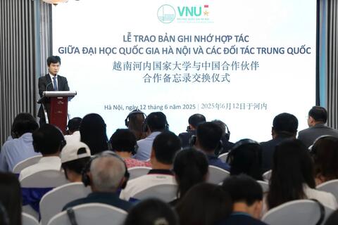 <a href="/thoi-su" title="Thời sự" rel="dofollow">Thời sự</a>