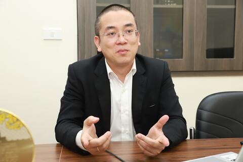 <a href="/thoi-su" title="Thời sự" rel="dofollow">Thời sự</a>