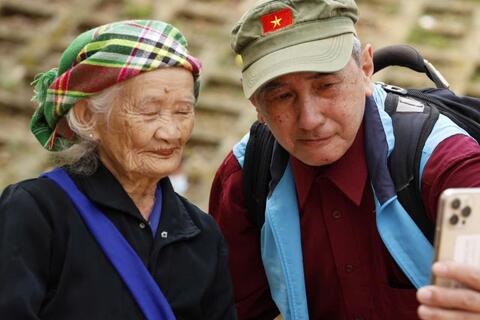 <a href="/thoi-su" title="Thời sự" rel="dofollow">Thời sự</a>