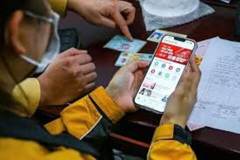 Hơn 30.000 dữ liệu phương tiện và Giấy phép lái xe được cập nhật trên iHanoi