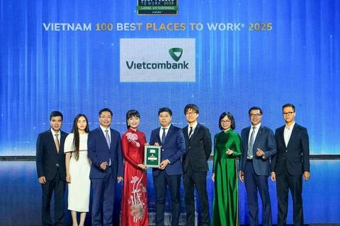 <a href="/tai-chinh" title="Tài chính" rel="dofollow">Tài chính</a>