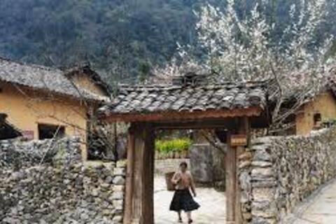 Lũng Cẩm - Điểm nhấn của du lịch văn hóa trên Cao nguyên đá Đồng Văn