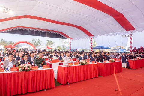 <a href="/thoi-su" title="Thời sự" rel="dofollow">Thời sự</a>