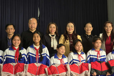 Mang 'đông ấm' đến với học sinh vùng cao Quảng Trị