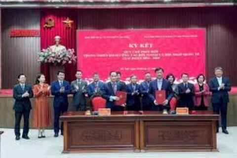 <a href="/thoi-su" title="Thời sự" rel="dofollow">Thời sự</a>