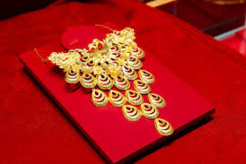 <a href="/tai-chinh" title="Tài chính" rel="dofollow">Tài chính</a>