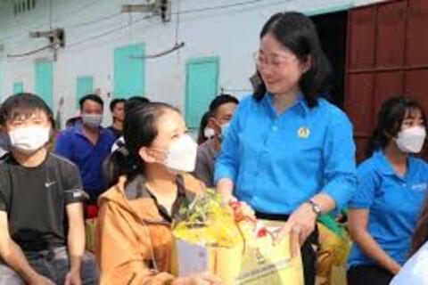 Hà Nội: Chăm lo để tất cả đoàn viên, người lao động đều vui đón Tết