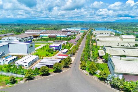 <a href="/tai-chinh" title="Tài chính" rel="dofollow">Tài chính</a>