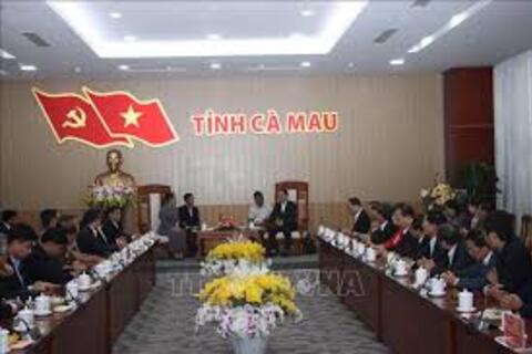 Tỉnh trưởng tỉnh Koh Kong (Vương quốc Campuchia) thăm và chúc Tết tại Cà Mau​ (Việt Nam)