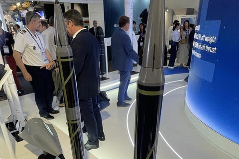 Nhà sản xuất tên lửa đạn đạo duy nhất của EU tìm kiếm hợp tác với Đức