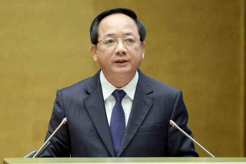 <a href="/thoi-su" title="Thời sự" rel="dofollow">Thời sự</a>