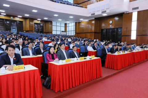 <a href="/thoi-su" title="Thời sự" rel="dofollow">Thời sự</a>