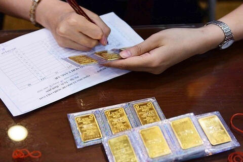 <a href="/tai-chinh" title="Tài chính" rel="dofollow">Tài chính</a>