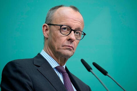 <a href="/thoi-su" title="Thời sự" rel="dofollow">Thời sự</a>