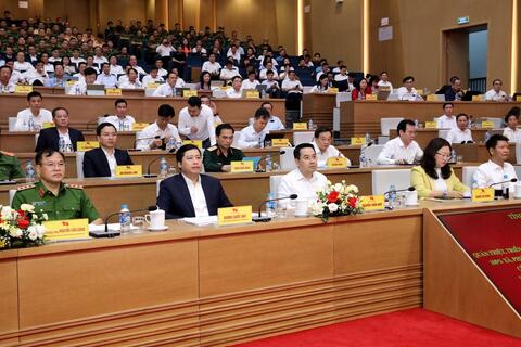 <a href="/thoi-su" title="Thời sự" rel="dofollow">Thời sự</a>