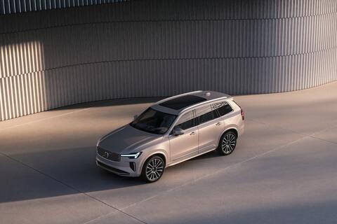 Volvo XC90 phiên bản mới có gì lạ?