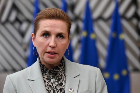 <a href="/thoi-su" title="Thời sự" rel="dofollow">Thời sự</a>