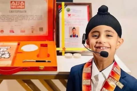 Thần đồng AI 8 tuổi